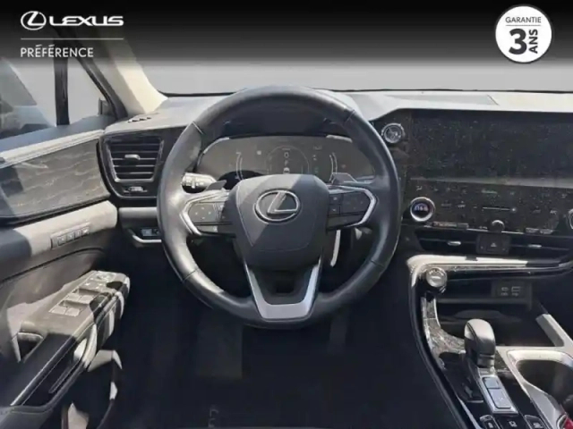 Lexus Nx 450h+ executive 4wd — photo 13