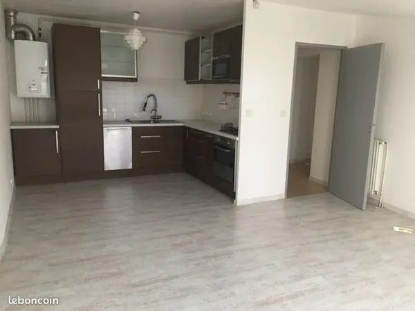 Location appartement T3 - centre Cintegabelle