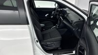 Toyota Yaris Cross 116h Design MY22 — photo 15