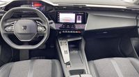 Peugeot 308 PHEV 180ch Allure Pack e-EAT8 — photo 8
