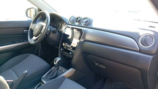 Suzuki Vitara 1.5 Dualjet 116 Hybrid Auto - Privilege – 2025 – 4650 km – Hybride essence – Boîte Automatique — photo 10