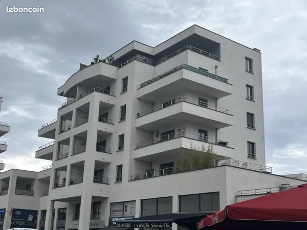 Studio 1 pièce 39 m²