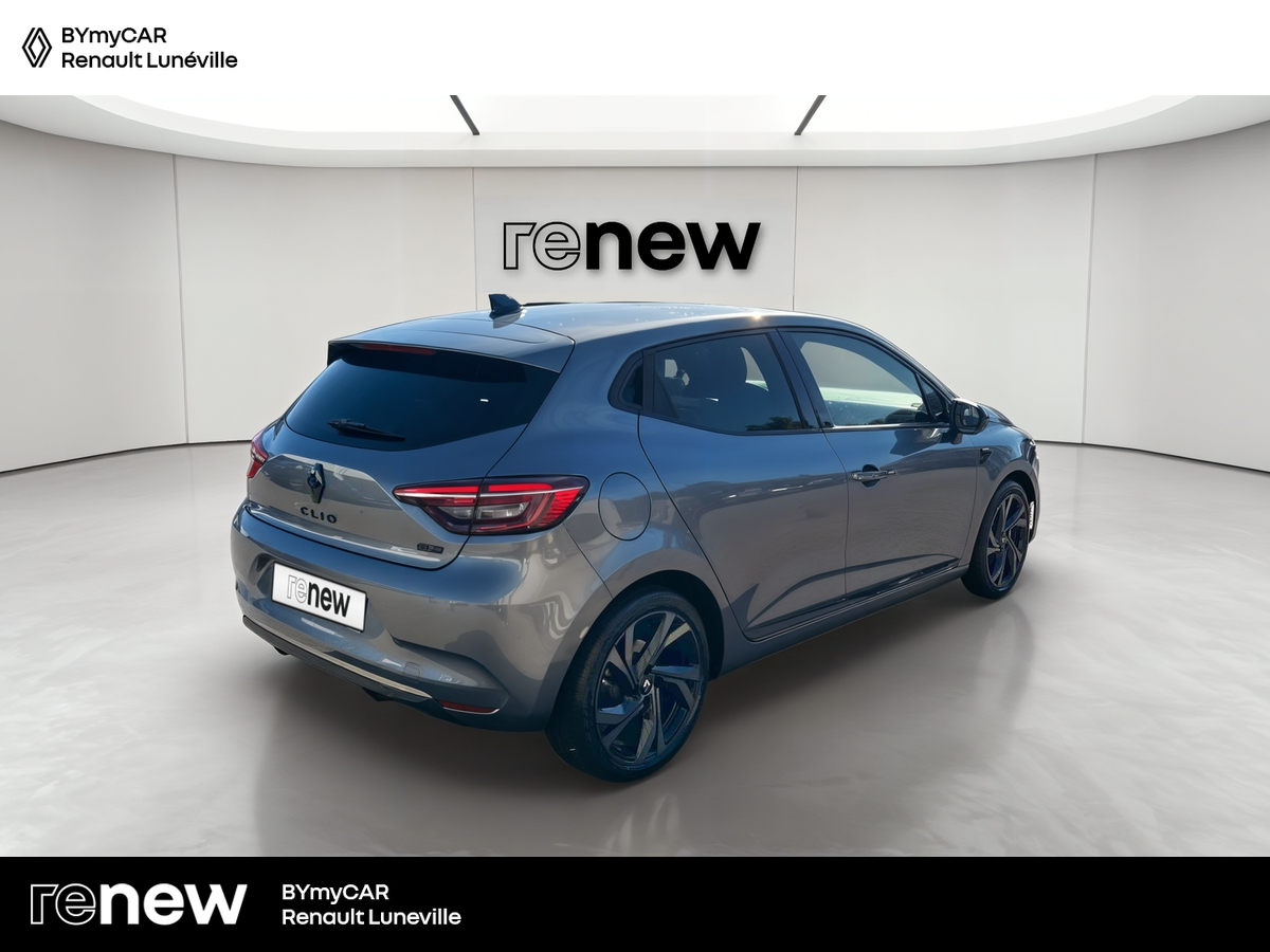 Renault Clio E-Tech full hybrid 145 — photo 5