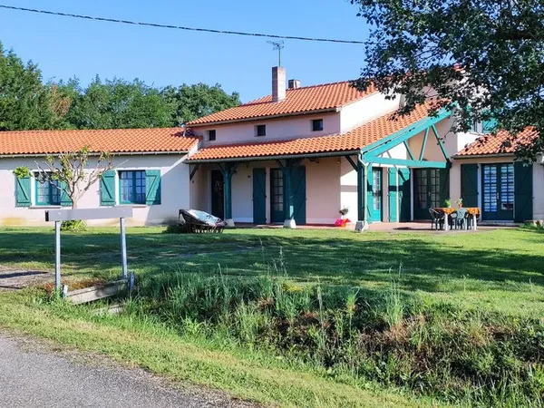 Maison individuelle de 200 m² située en campagne