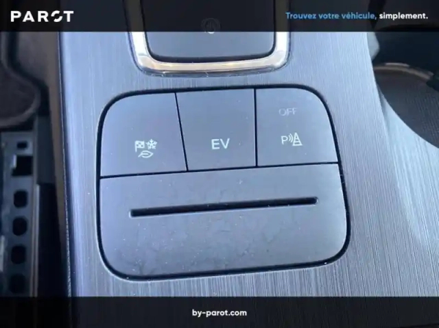 Ford Kuga 2.5 duratec 225 ch phev powershift titanium — photo 52