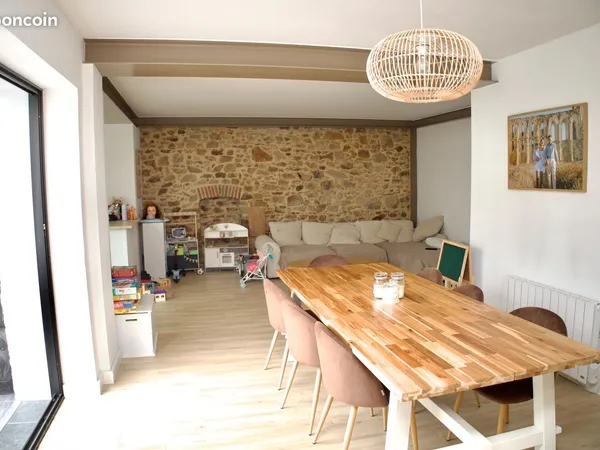 MAISON DE CHARME 90m2 - SECTEUR HARAS - JARDIN SANS VIS-A-VIS
