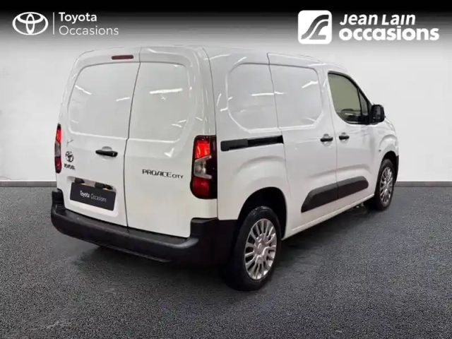 Toyota Proace city medium 1.5l 100 d-4d bvm5 — photo 5