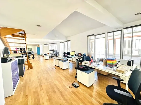 Bureaux 152 m²