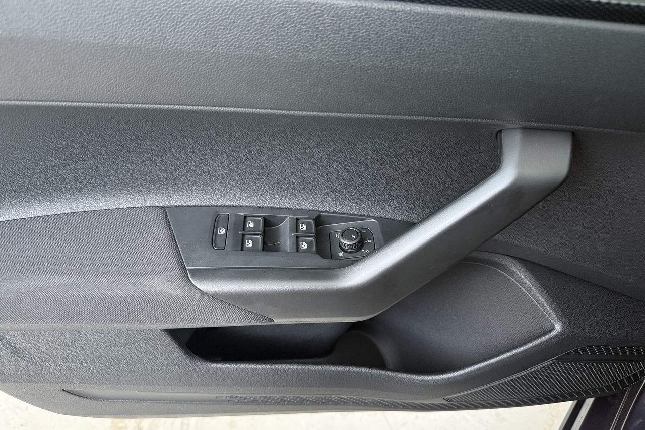 Volkswagen TAIGO — photo 16