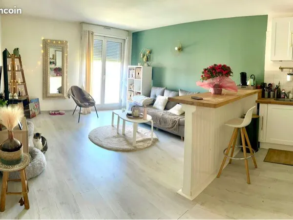Appartement F2 lumineux