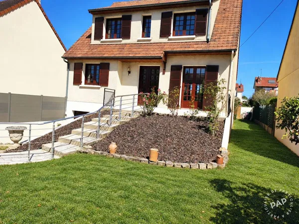 Maison 6 pièces 140 m²
