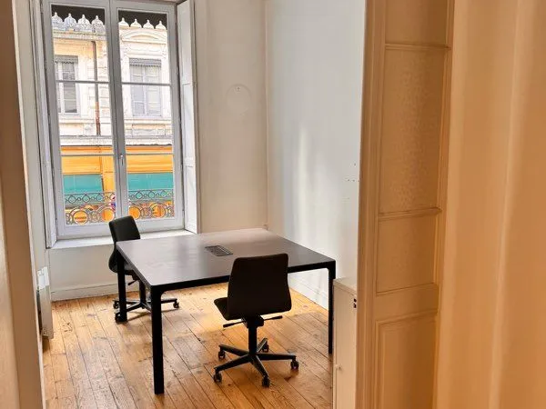Atelier partagé - Espace professionnel 15m2 - Lyon Centre