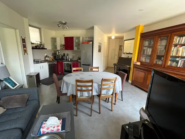 Appartement 64 m2 proche métro