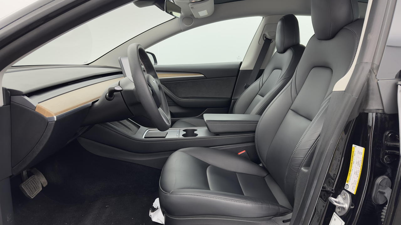 Tesla MODEL 3 RWD — photo 10