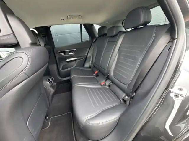 Mercedes Glc 300 de 4matic amg line — photo 16