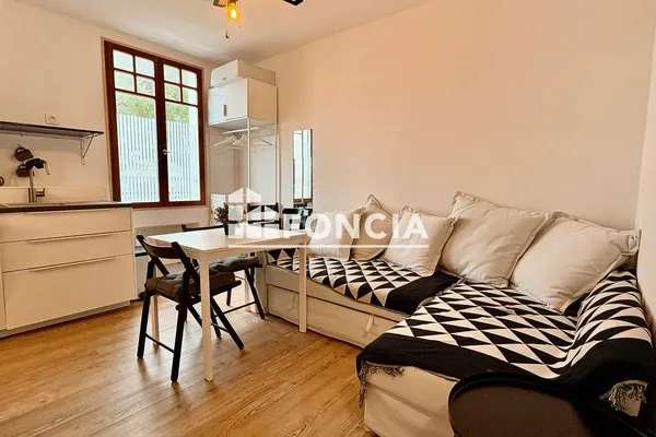 Appartement 1 pièce 14 m²