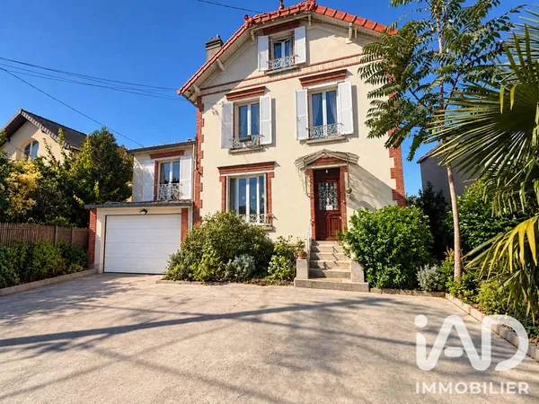 Maison 7 pièces 204 m²