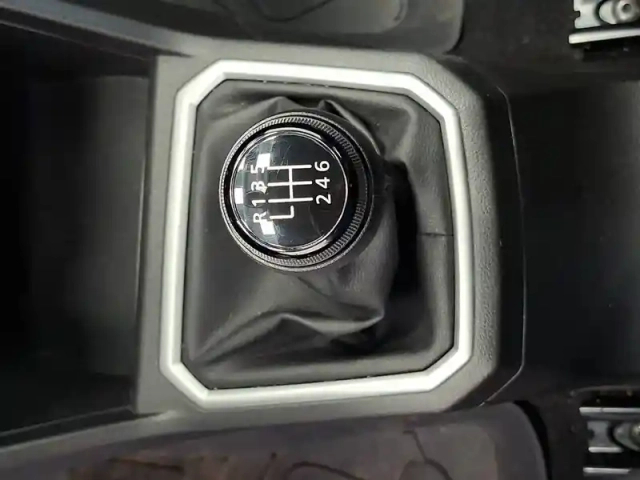 Dacia Sandero eco-g 100 — photo 34