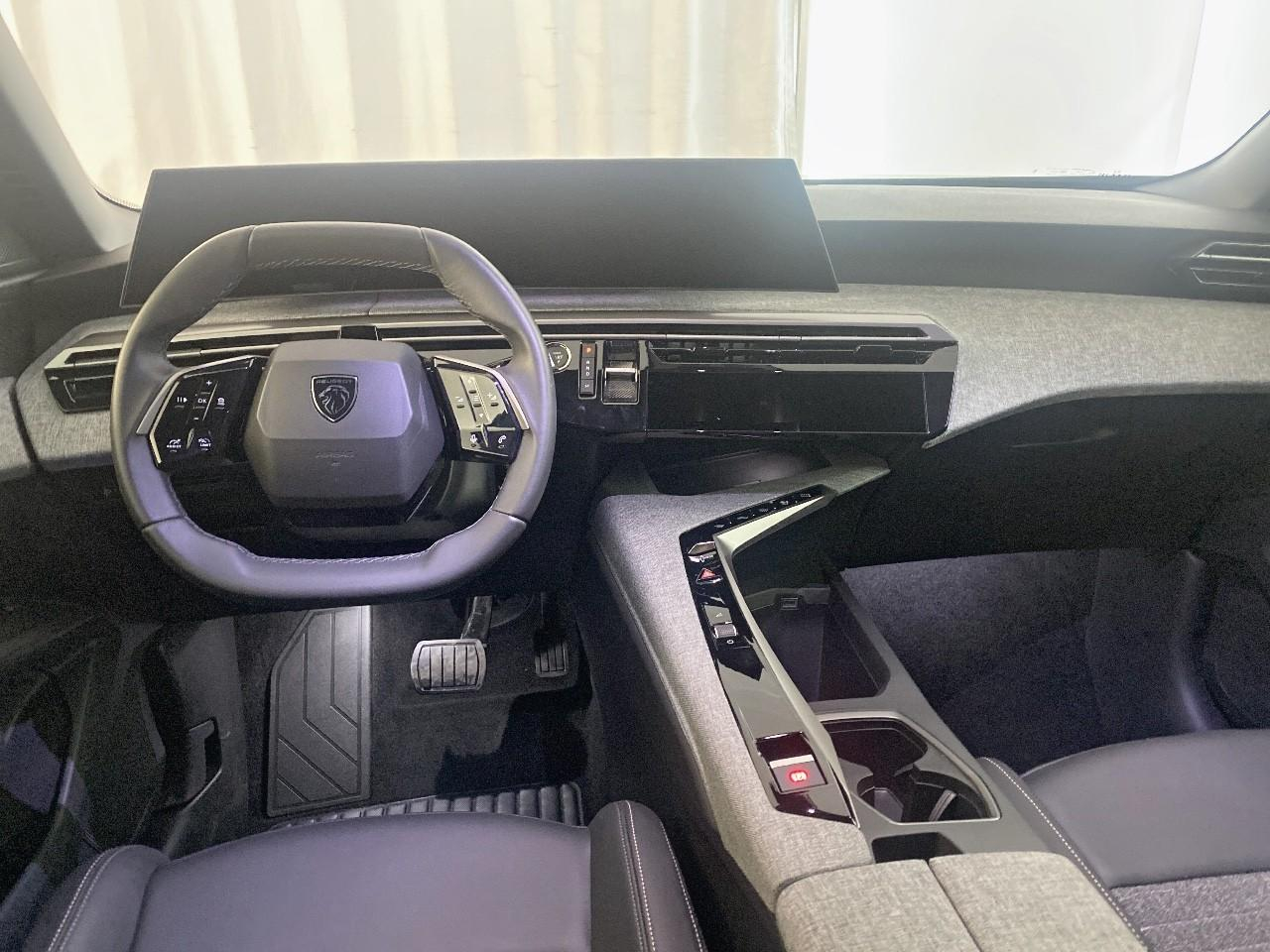 Peugeot 5008 hybrid 145 ch e-dcs6 allure — photo 8