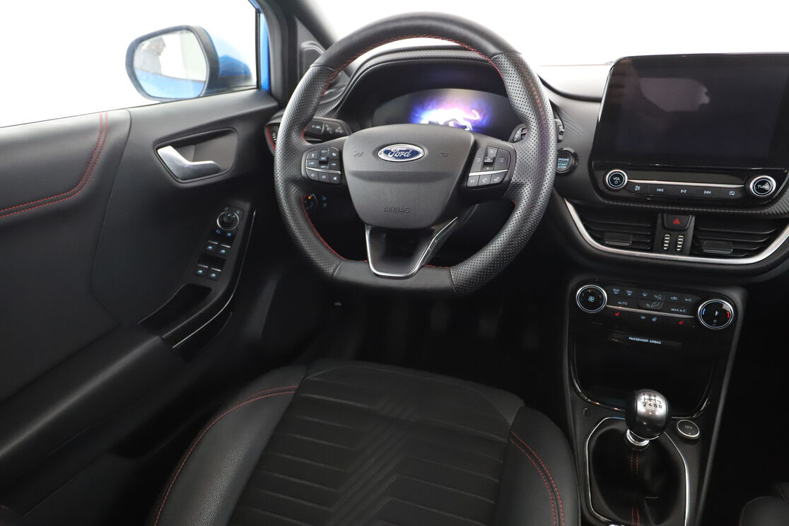 Ford Puma 1.0 EcoBoost Hybrid mHEV ST Line X — photo 12