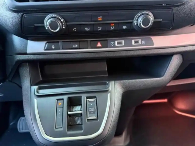 Fiat Scudo fg xl 2.2 diesel 150ch pack premium connect automatique — photo 14