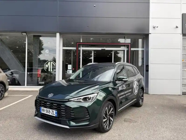 Mg Zs hybrid luxury