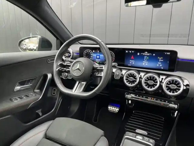 Mercedes Classe A 250 e hybrid eq amg line — photo 11