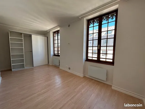 Studio 1 pièce 23 m²