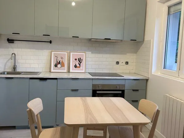 Appartement lumineux avec balcon, terrasse et grand jardin privatif