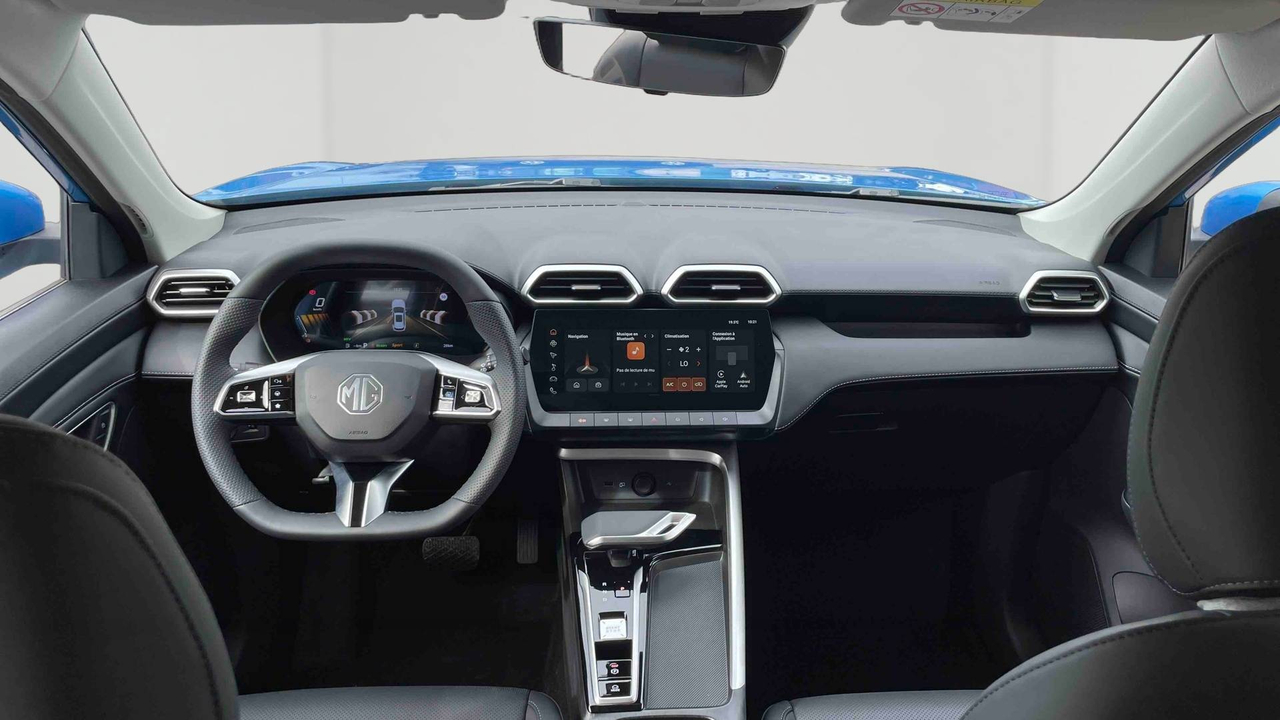 MG ZS 1.5 L Hybrid+ 197 ch — photo 22