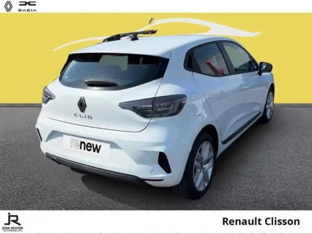 Renault Clio 1.5 dci 100ch evolution — photo 12