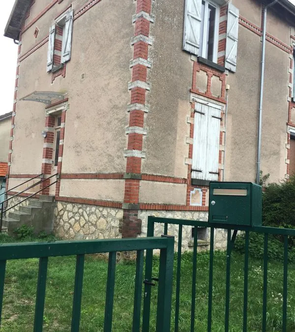 Photo 1