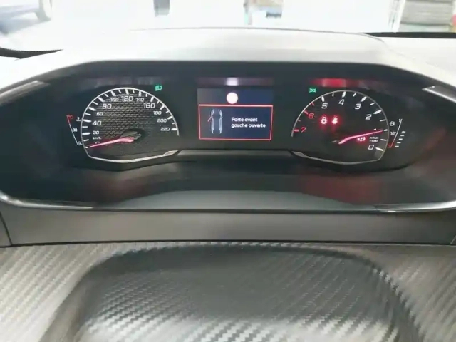 Peugeot 208 puretech 75 s&amp;s bvm5 — photo 30