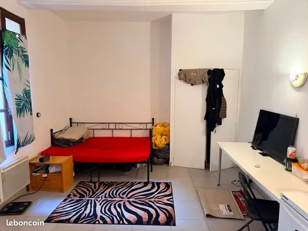 Loue studio centre ville Apt en meublé