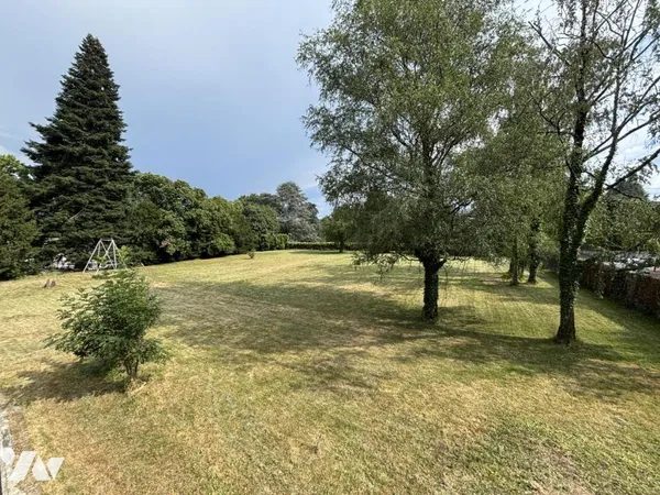 Maison 11 pièces 309 m²