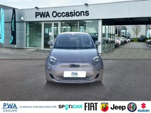 Fiat 500 e 95ch action — photo 2