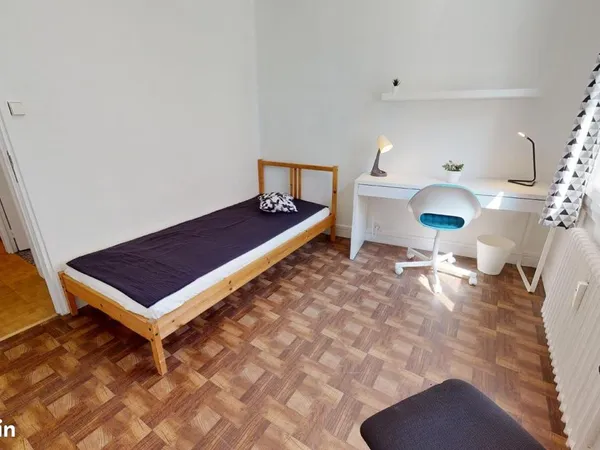 Chambre 4 pièces 62 m²