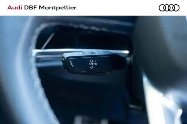 Audi Q3 35 tdi 150 ch s tronic 7 s line plus — photo 7