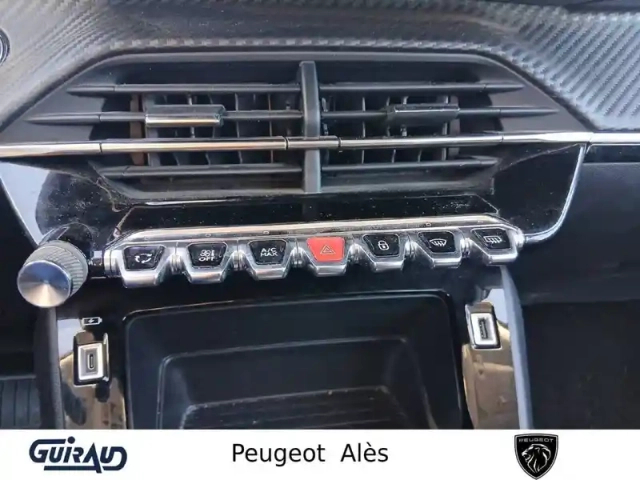 Peugeot 2008 electrique 136 ch — photo 19
