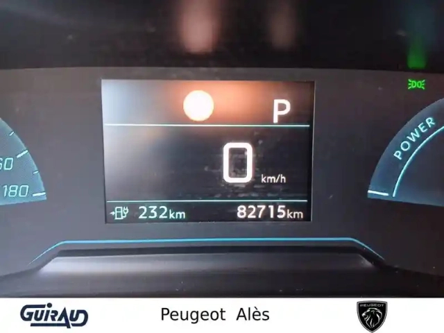 Peugeot 2008 electrique 136 ch — photo 20
