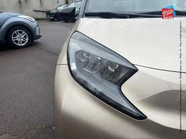Toyota Aygo x 1.0 vvt-i 72ch design s-cvt — photo 13