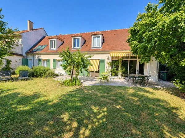 Fontainebleau / proche centre-ville : maison de charme 6 chambres avec jardin