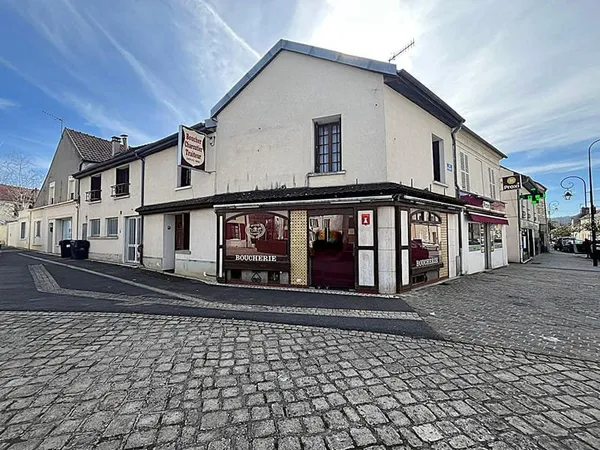 IMMEUBLE EN VENTE A SAACY SUR MARNE