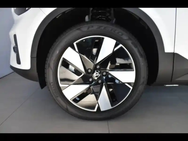 Volvo Ex40 single extended range 252ch plus — photo 6