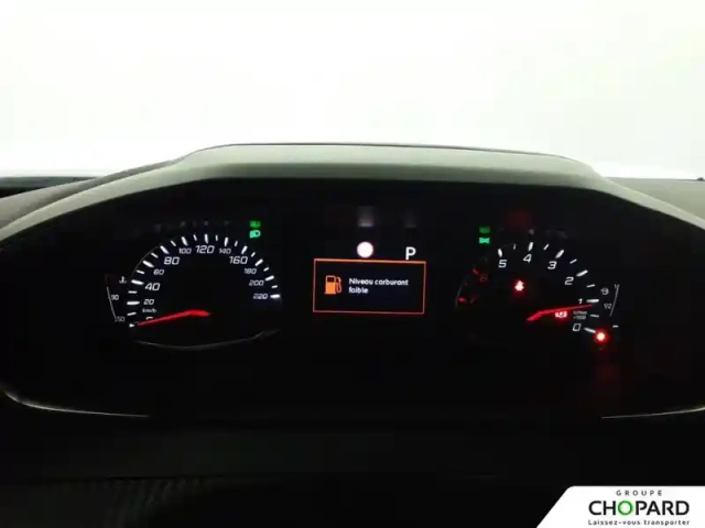 Peugeot 2008 puretech 130 s&amp;s eat8 — photo 17