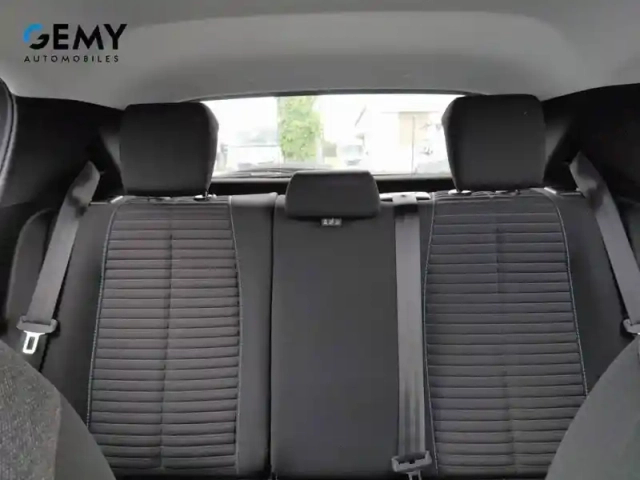 Peugeot 208 electrique 50 kwh 136ch — photo 19