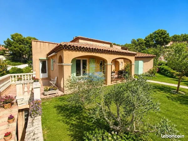 Villa 5 pièces 150 m²