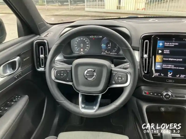 Volvo Xc40 t4 recharge 129+82 ch dct7 — photo 9