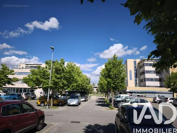 Commerce 1 pièce 205 m²