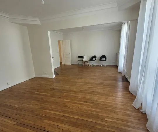 Appartement de 130m2 à louer sur Saint-Mandé